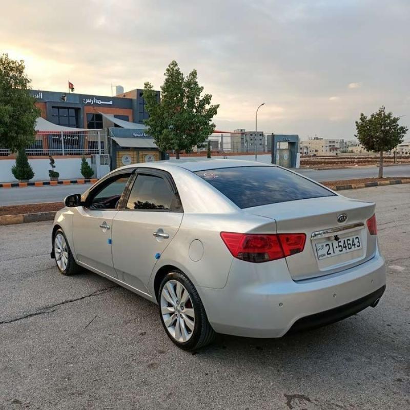 Kia Forti 2011