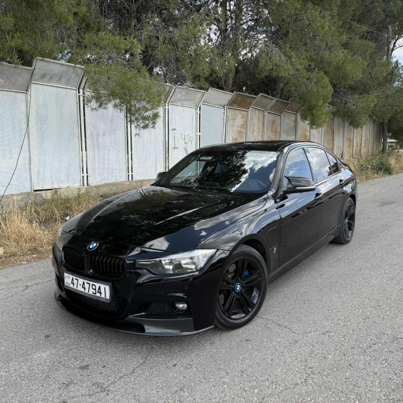 BMW330e 2017