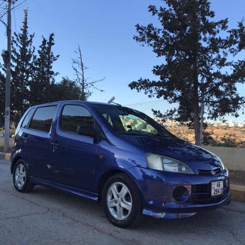 دايهاتسو YRV 2001 للبيع