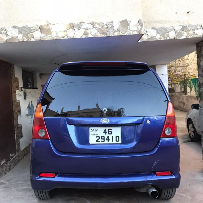 دايهاتسو YRV 2001 للبيع