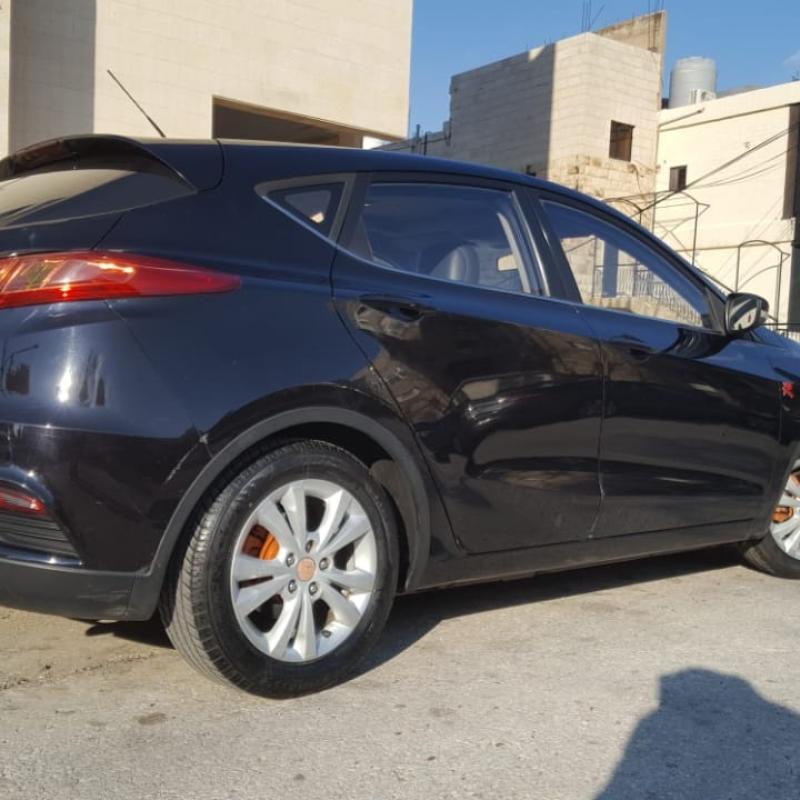 الرصيفة اوتوستراد 