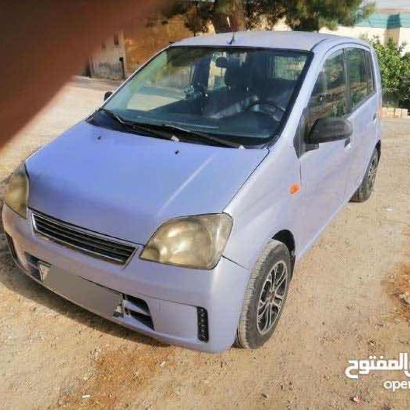 ديهاتسو شاريد بحاله ممتازه 