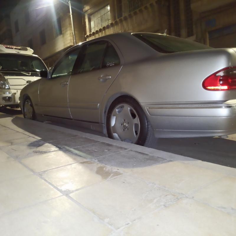 الزرقاء 