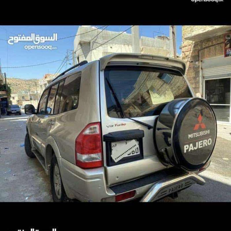 ميتسوبيشي باجيرو 2006 للبيع او البدل 