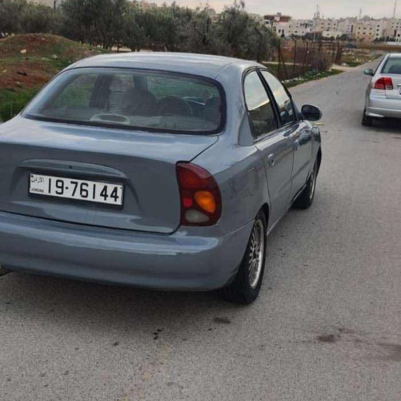 دايو لانوس 2001