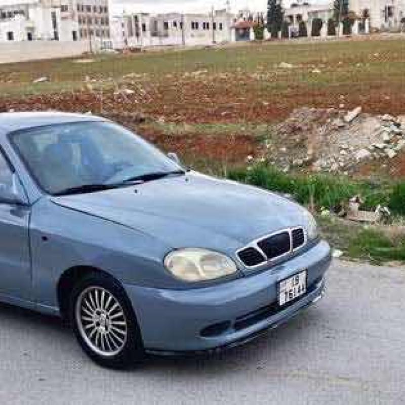 دايو لانوس 2001