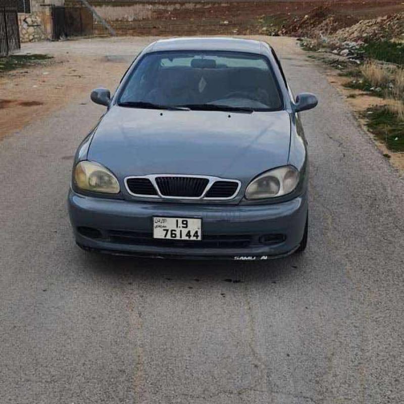 دايو لانوس 2001