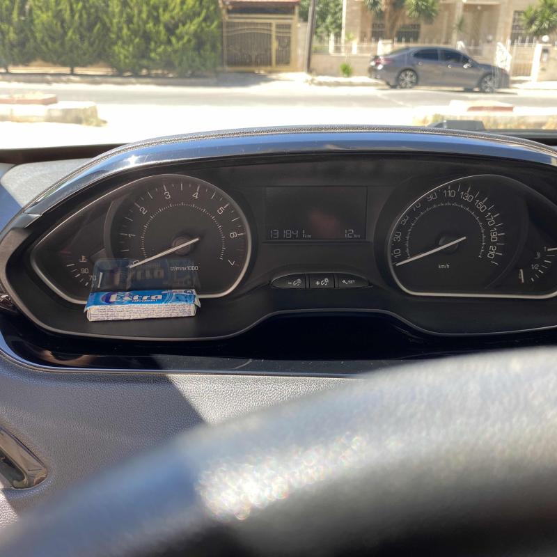 بيجو ٢٠٨ موديل ٢٠١٦ 