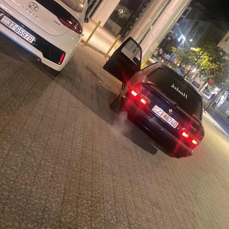 بي ام ٥٢٠ للبيع 1995