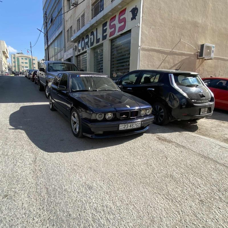 بي ام ٥٢٠ للبيع 1995