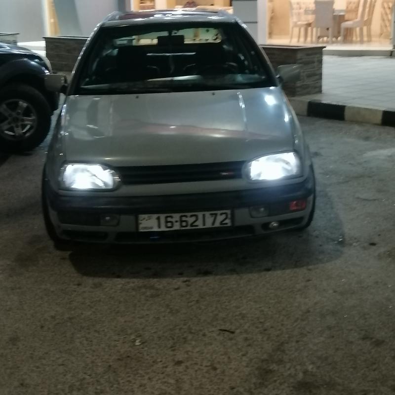 سيارة للبيع 
