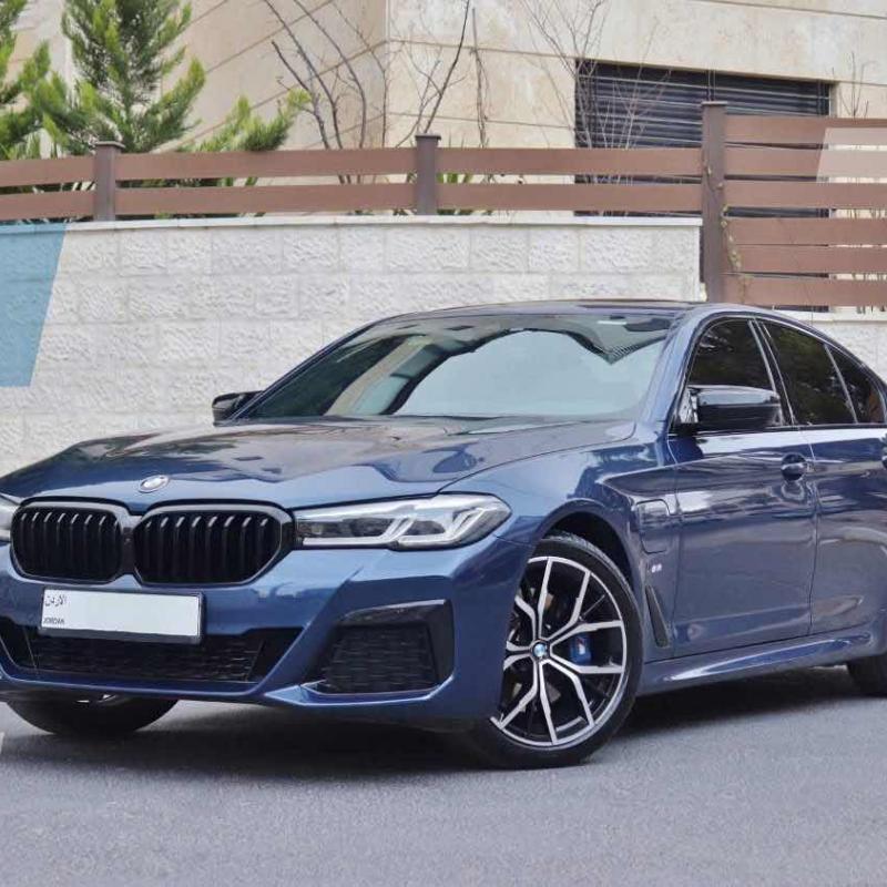 BMW 530e 2021