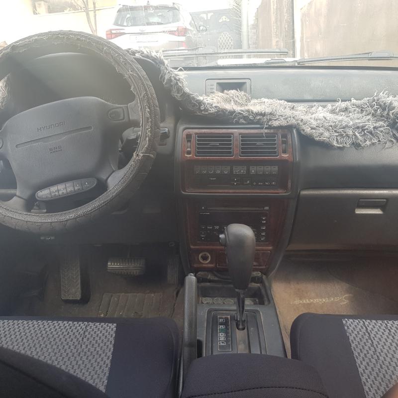 سيارة هيونداي سانتامو موديل ١٩٩٦