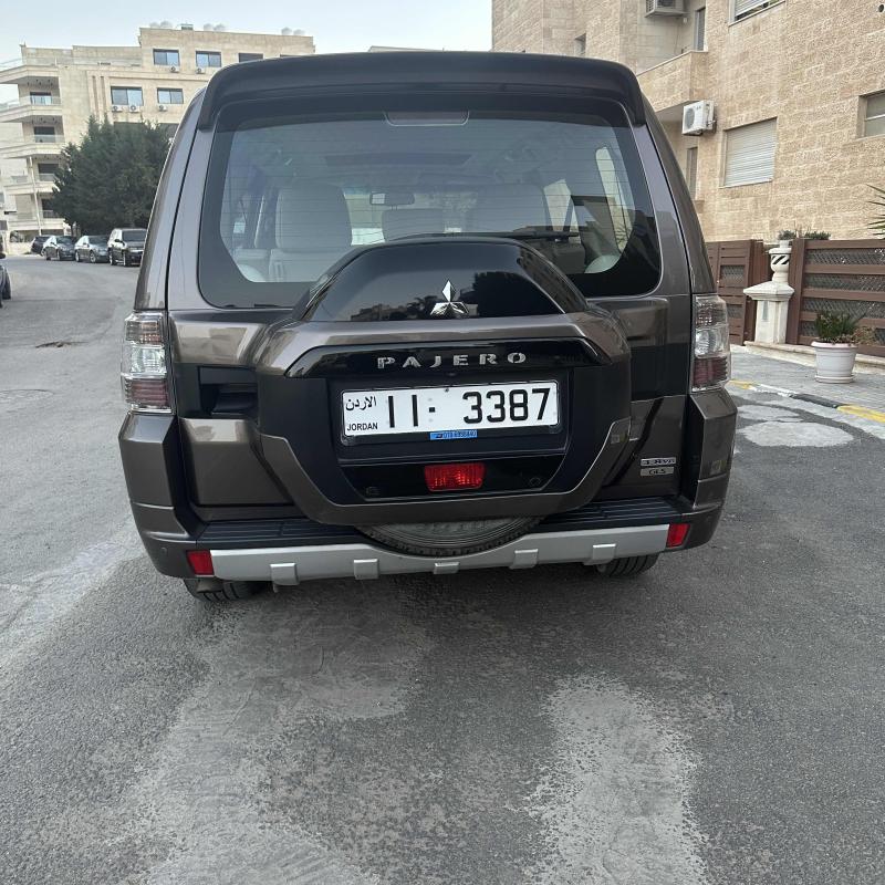 mitsubishi pajero 3.8L 2016