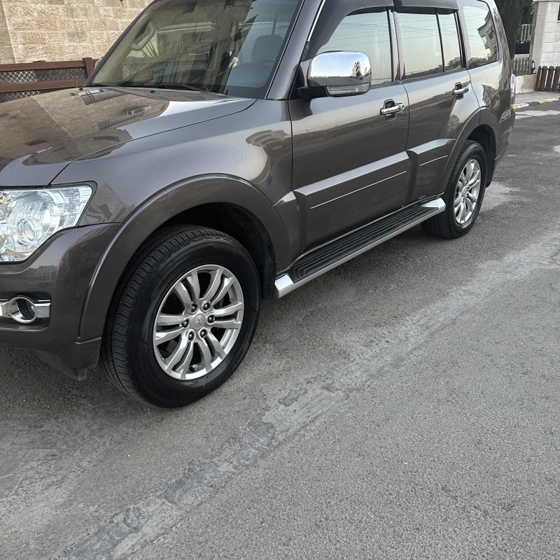 mitsubishi pajero 3.8L 2016