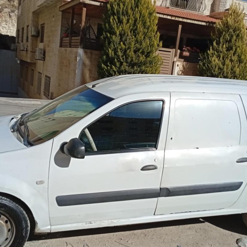 فان رينو لوجان ٢٠١٣ 