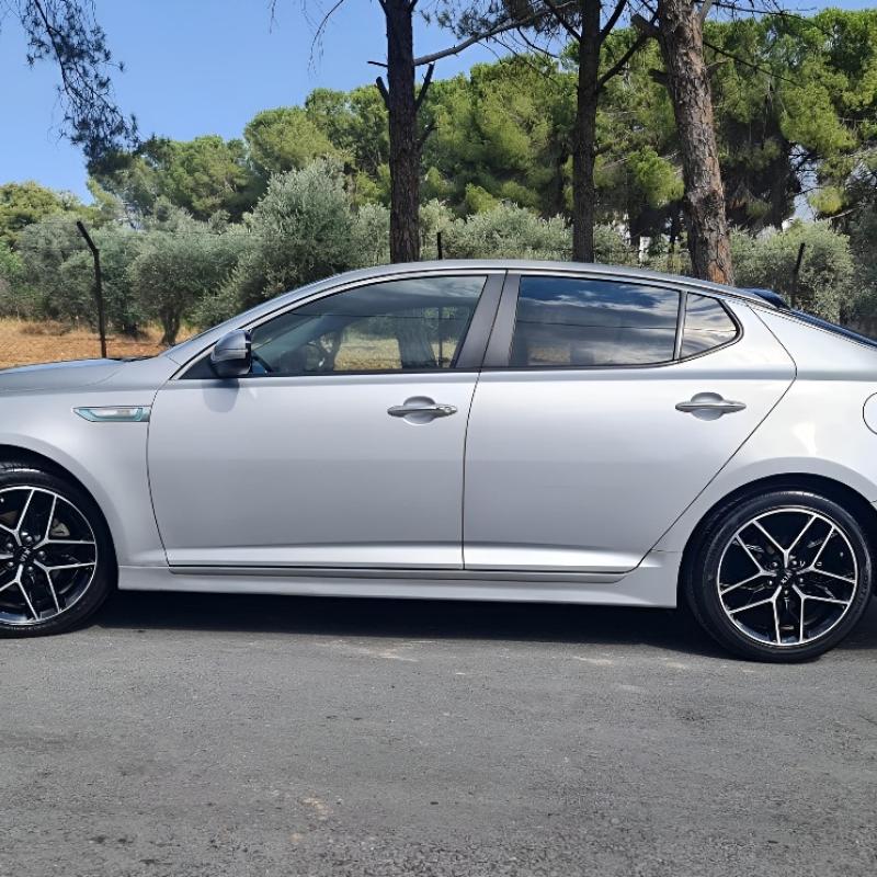 Optima K5 Hybrid 2015 