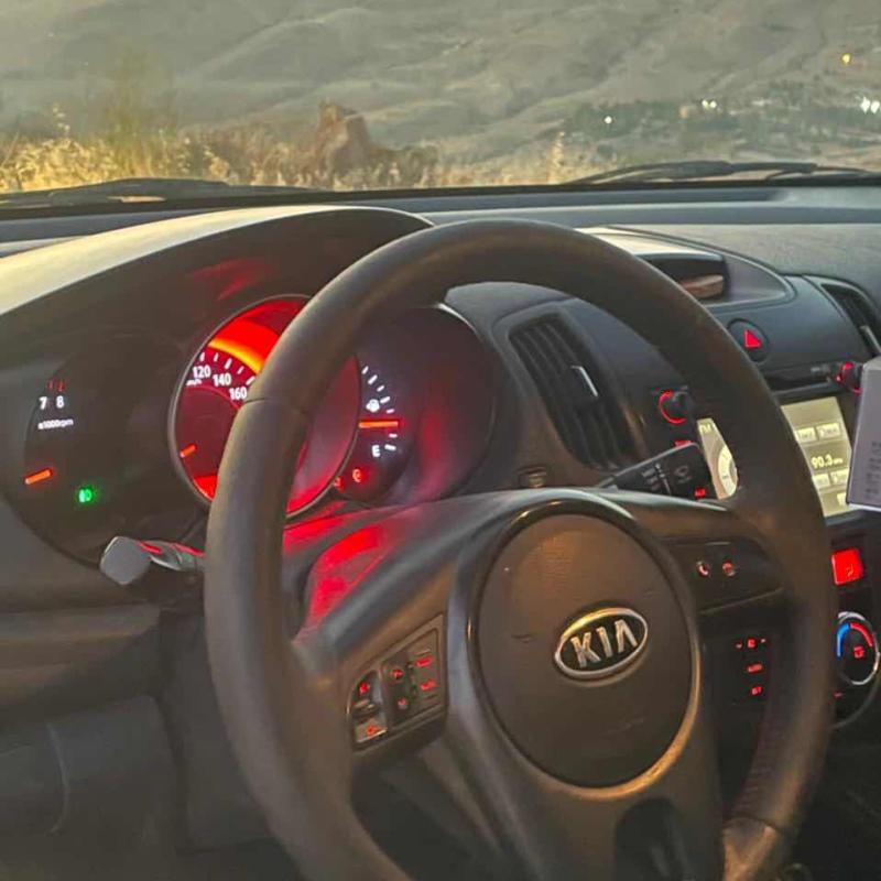 Kia forty 2010 Full Options 