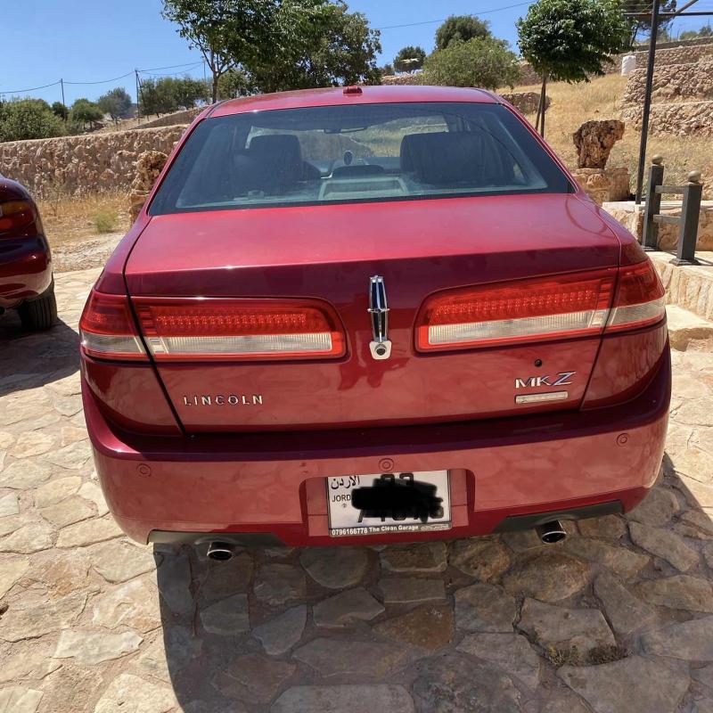 لينكولن mkz موديل ٢٠١٢ 