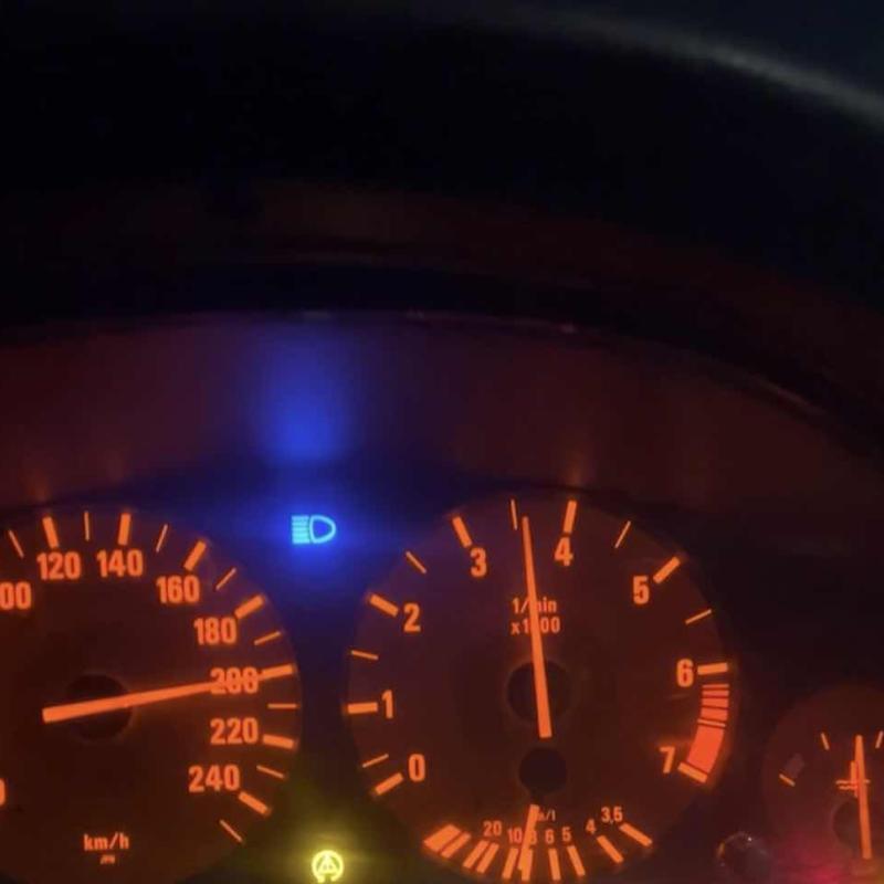 BMW E39 فل كامل للبيع اوبدل 
