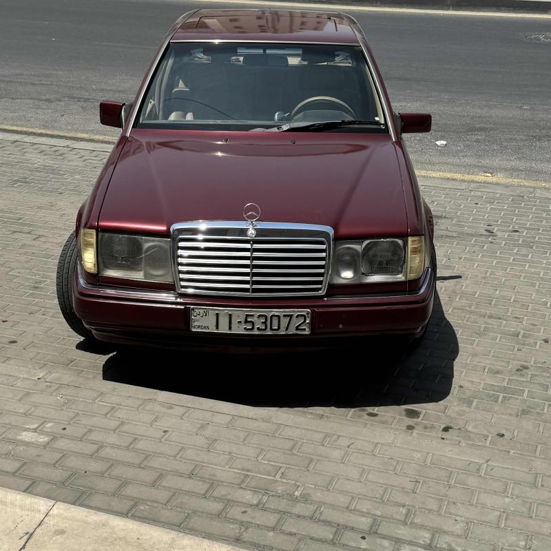 مرسيدس E200موديل 93