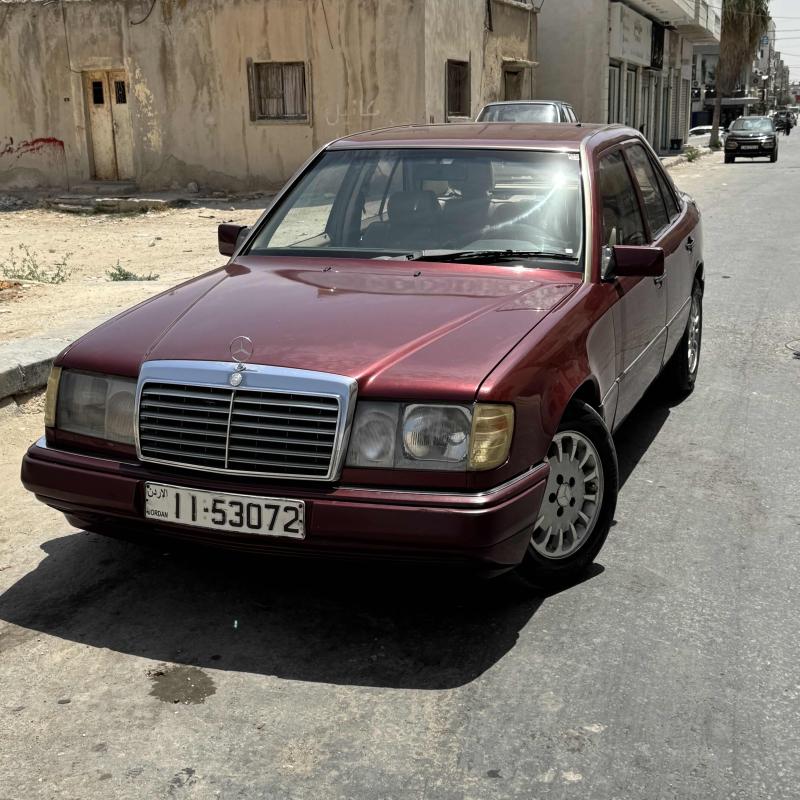 مرسيدس E200موديل 93