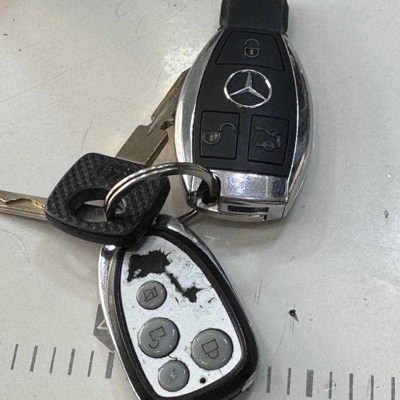مرسيدس بطة E-200 /1993 جير عادي 