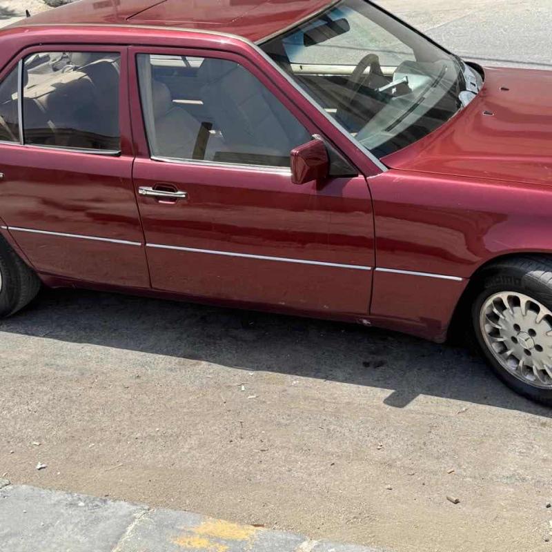 مرسيدس بطة E-200 /1993 جير عادي 