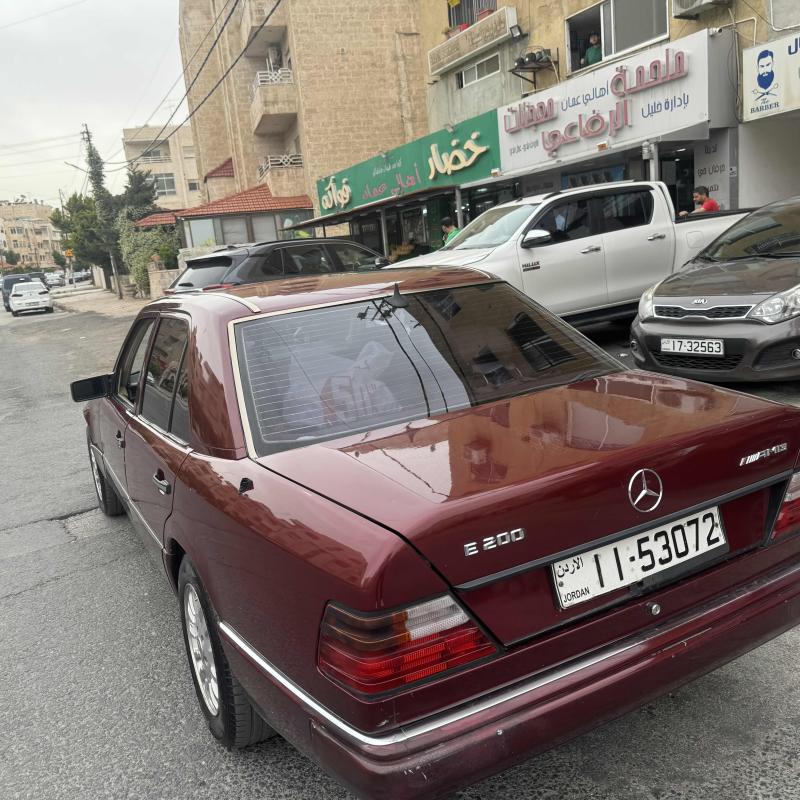 مرسيدس بطة E-200 /1993 جير عادي 