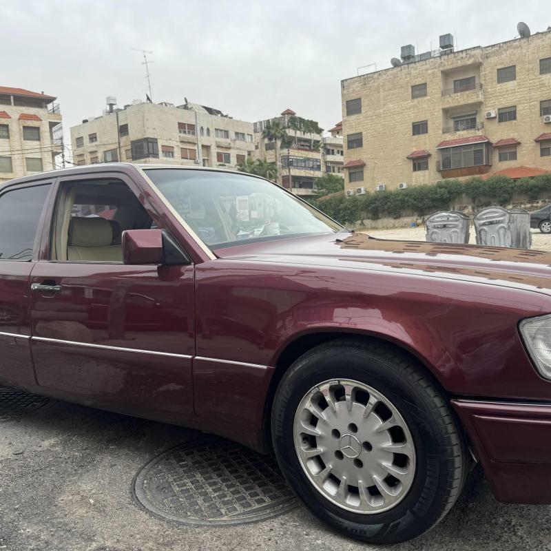 مرسيدس بطة E-200 /1993 جير عادي 