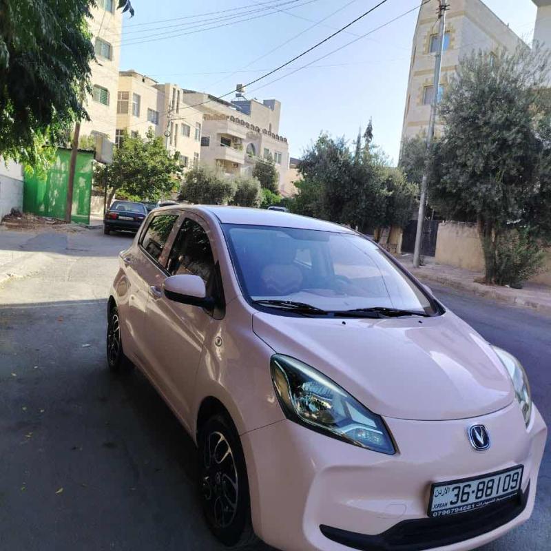 عمان جبل الزهور