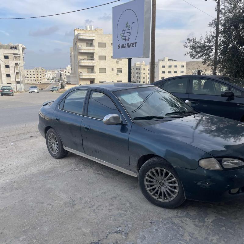هيونداي افانتي موديل 1996