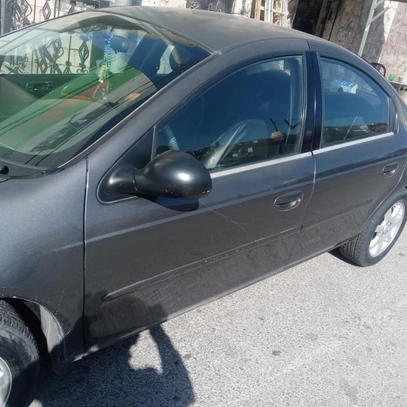 نيون كرايسلر 2004 