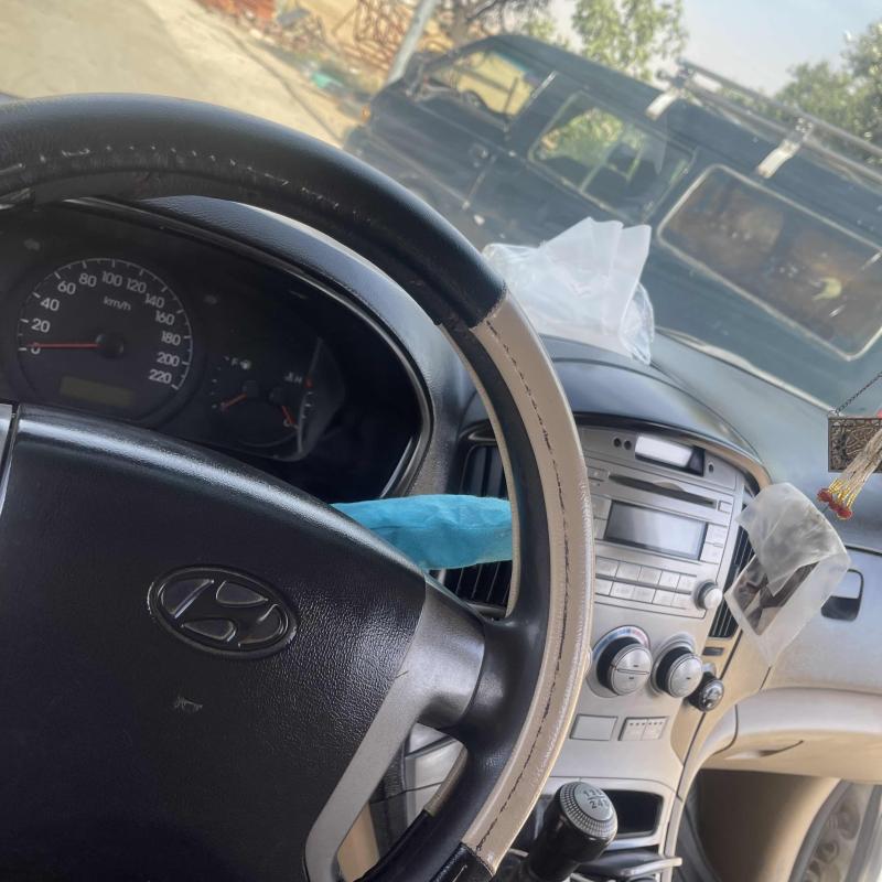 باص  ليميتيد h1 2015 نظيف جدا للبيع