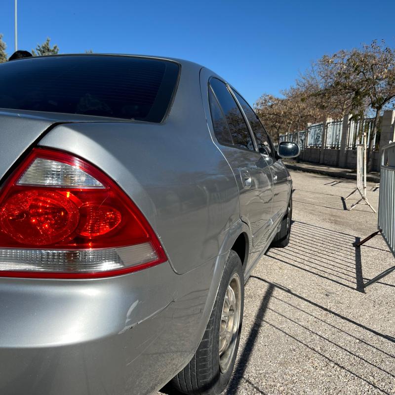 Nissan sunny 2009 