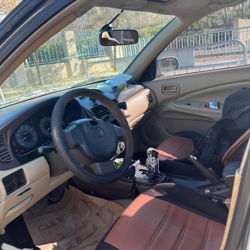 Nissan sunny 2009 