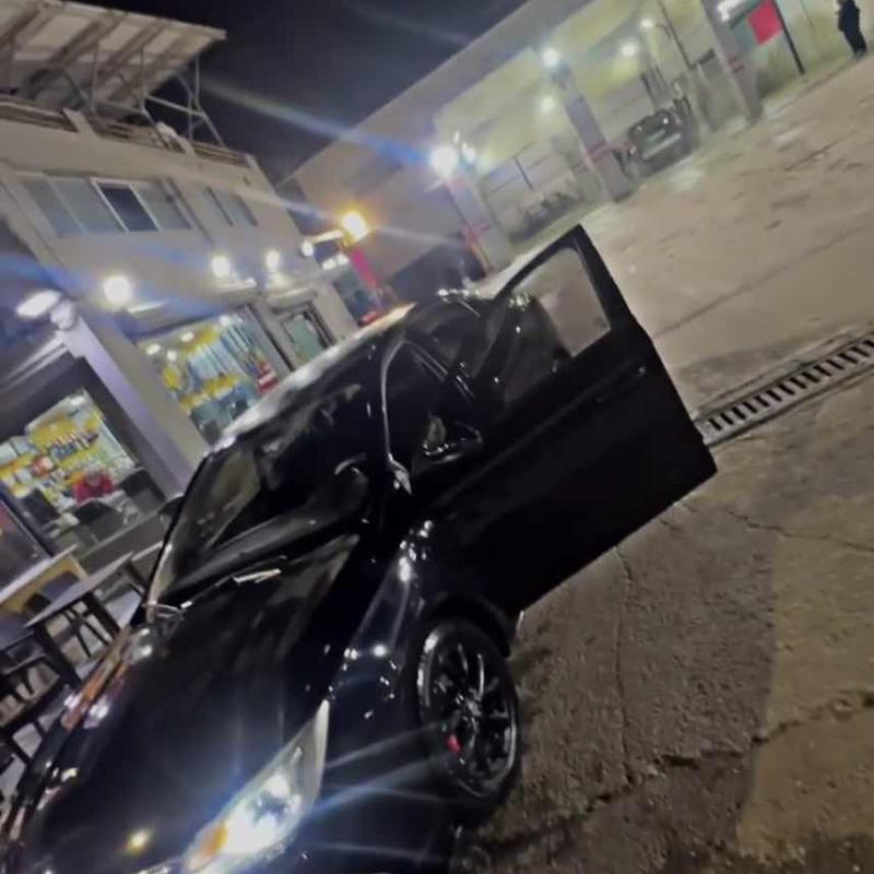 MG5 للبيع محولة بلاك ايديشن