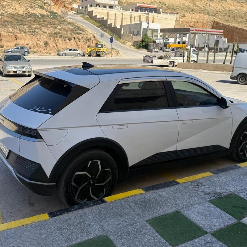 HYUNDAI IONiQ 5 Electric. 2023