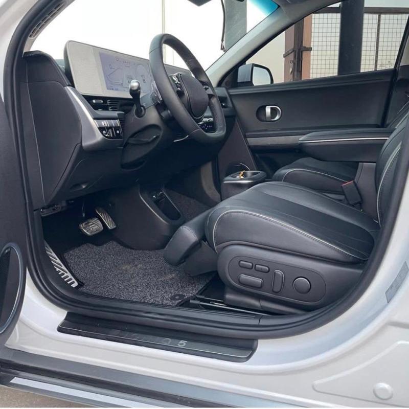 HYUNDAI IONiQ 5 Electric. 2023
