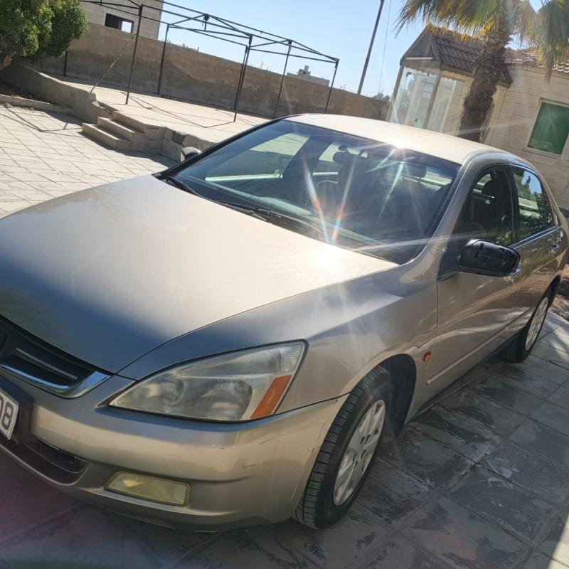  للبيع هوندا اكورد بنزين مو�...