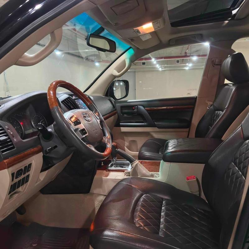 ‏Toyota لاندكروزر 2013